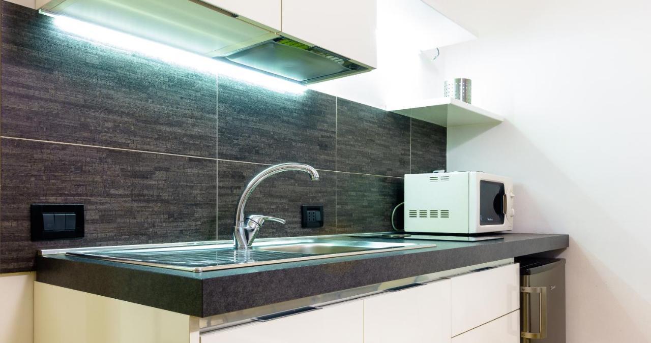 Apartment In Center *